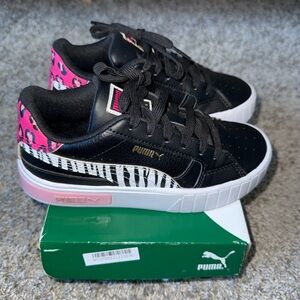 Girl’s Puma Sneakers